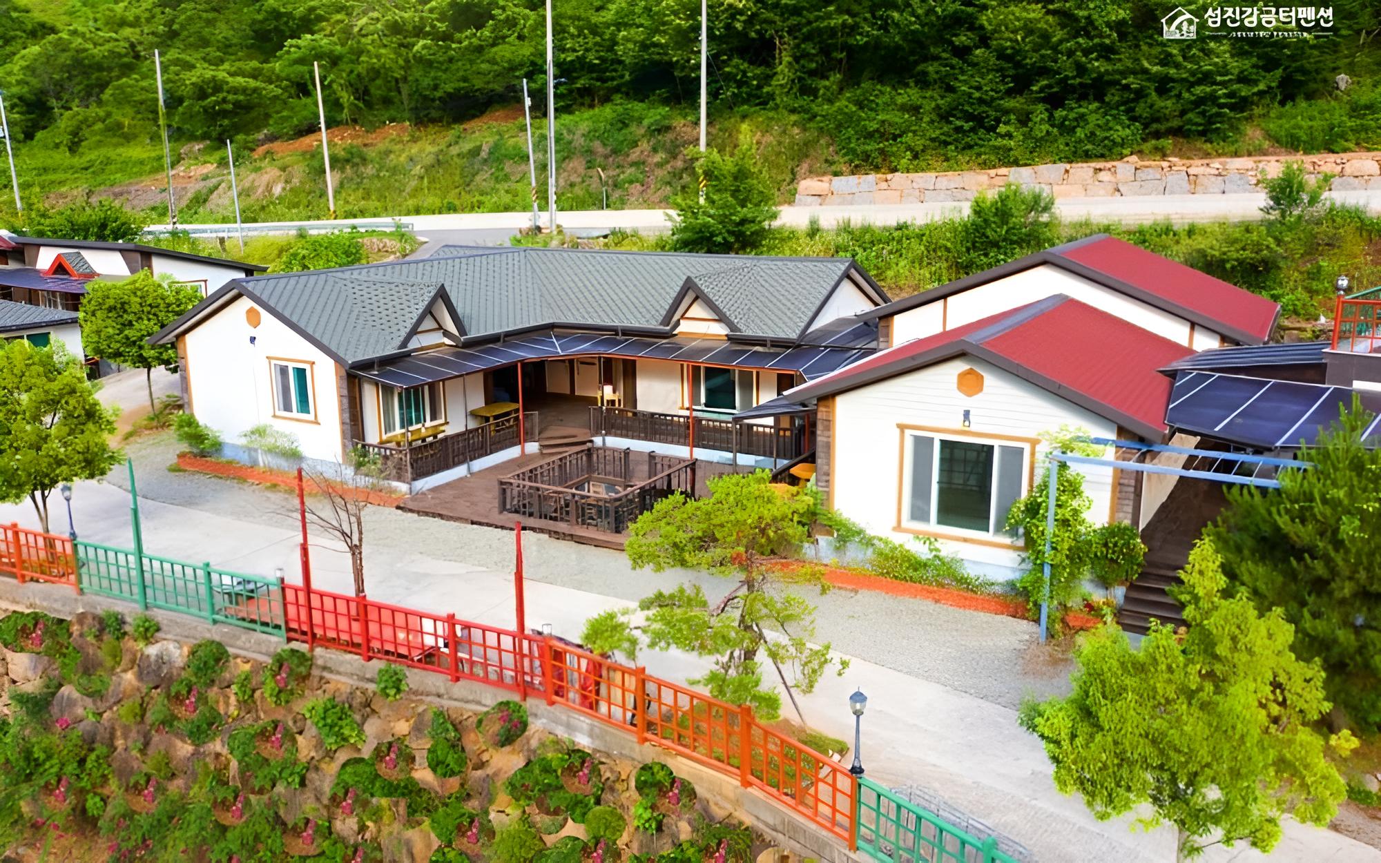 Gwangyang Seomjingang Geumteo Pension view 2