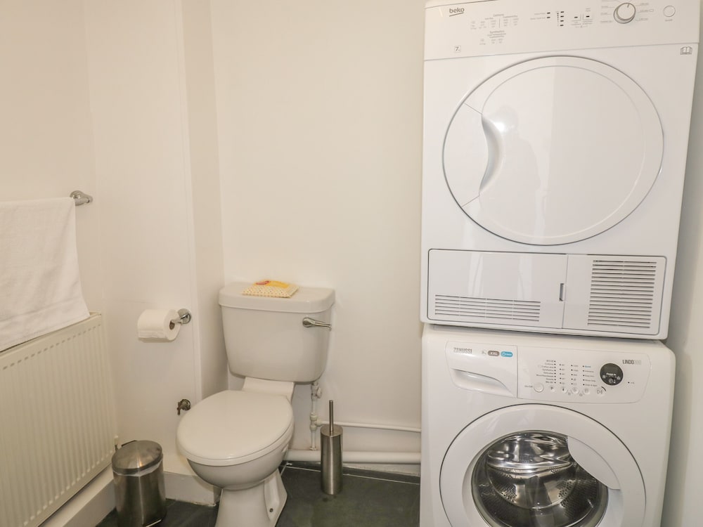 Lower West Curry Cottage