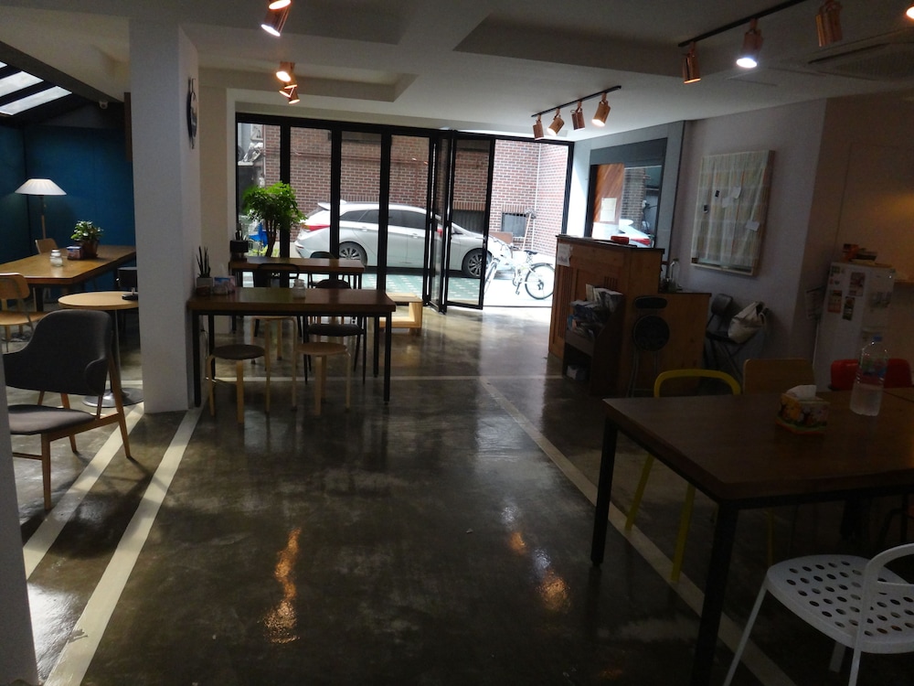 Sunny Hill Hostel Hongdae