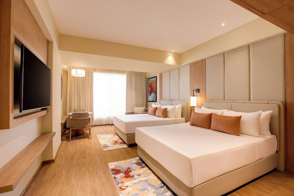 Lemon Tree Hotel Mall of Dehradun