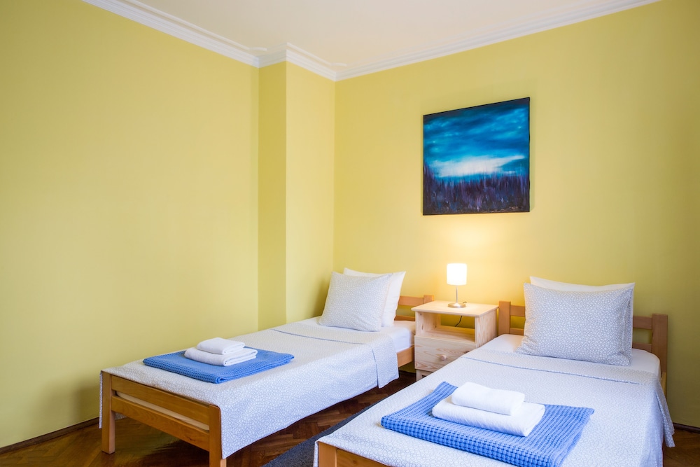 Hostel Home Sweet Home view 4