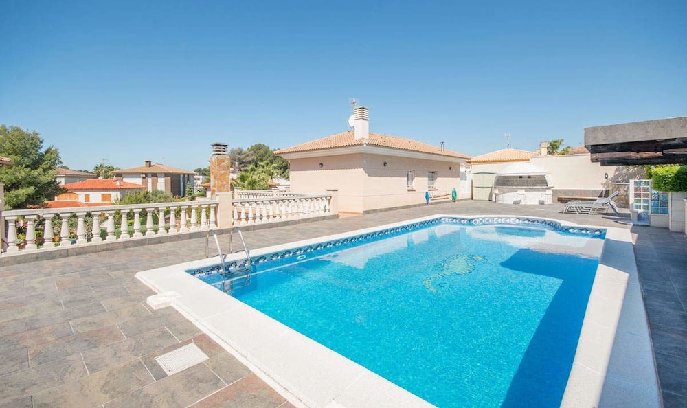 Villa Masia Blanca view 5