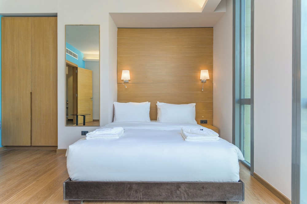 Jounieh Living - Residences by Local Host