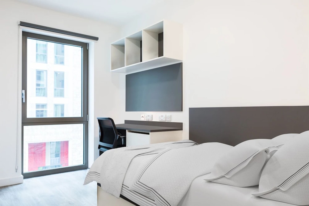 For Students Only Chic Studios and Ensuites at Chapter Highbury II in London