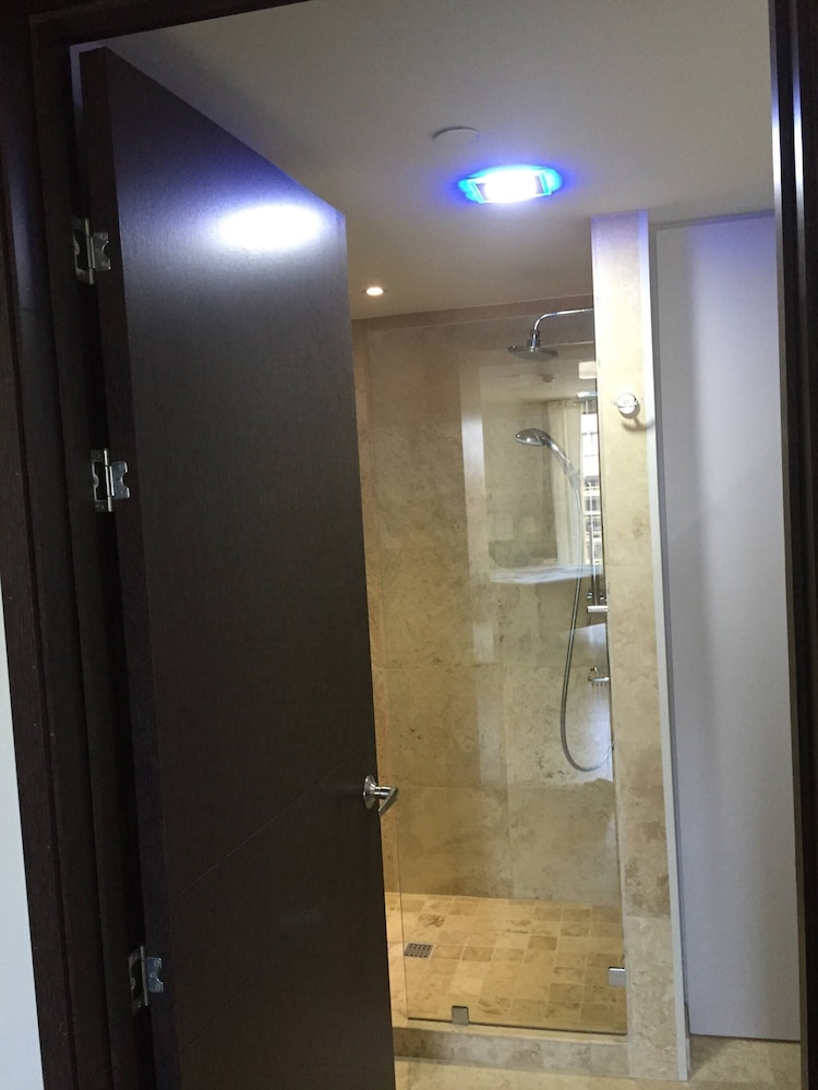 Lovely Sea View,eagle Beach, Oasis Condominium Wifi