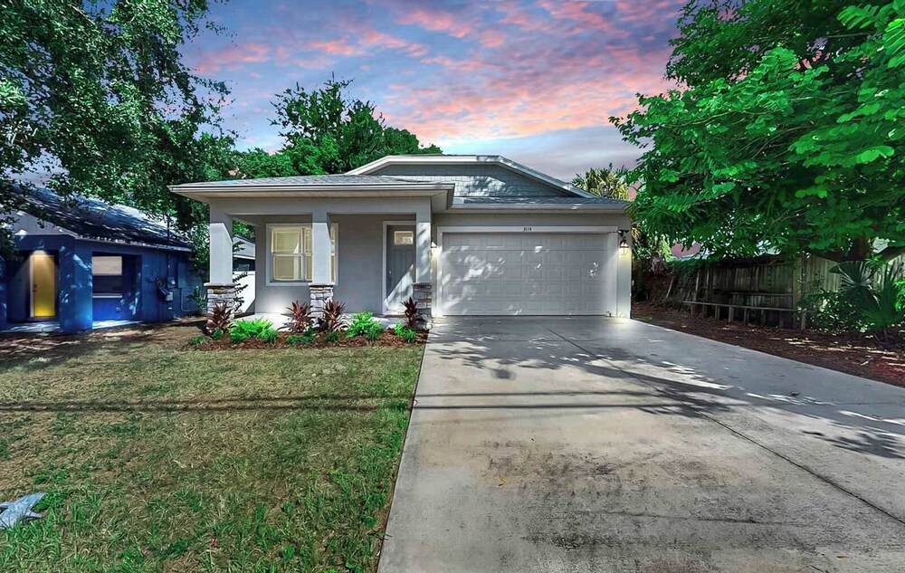 Cozy Downtown Tampa Retreat
