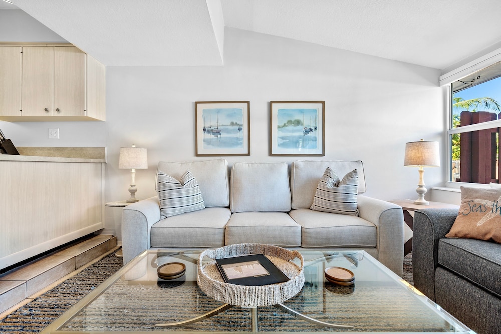 Citrus Isles Waterfront Home