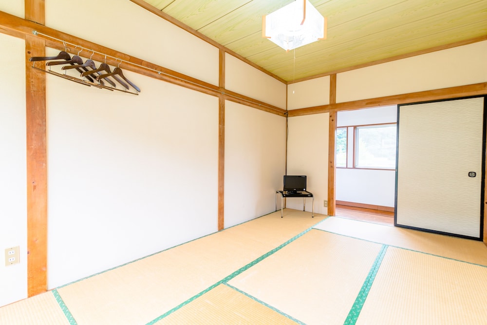 Minshuku Tsukimiya