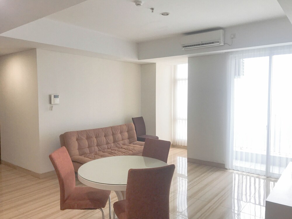 Pleasant And Calm 2Br At Grand Sungkono Lagoon Apartment