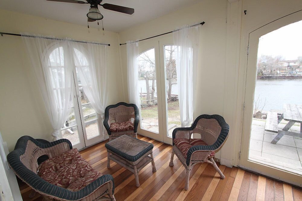 Riverview Cottages