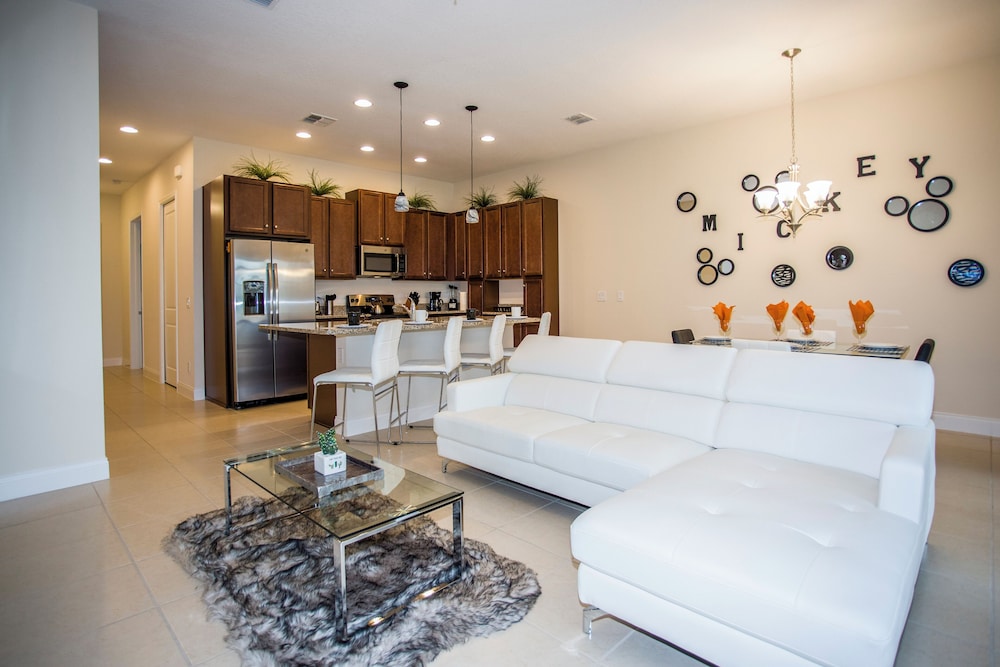 Fabulous Vacation Home w Screened Pool Close To Disney 146 - Image 3