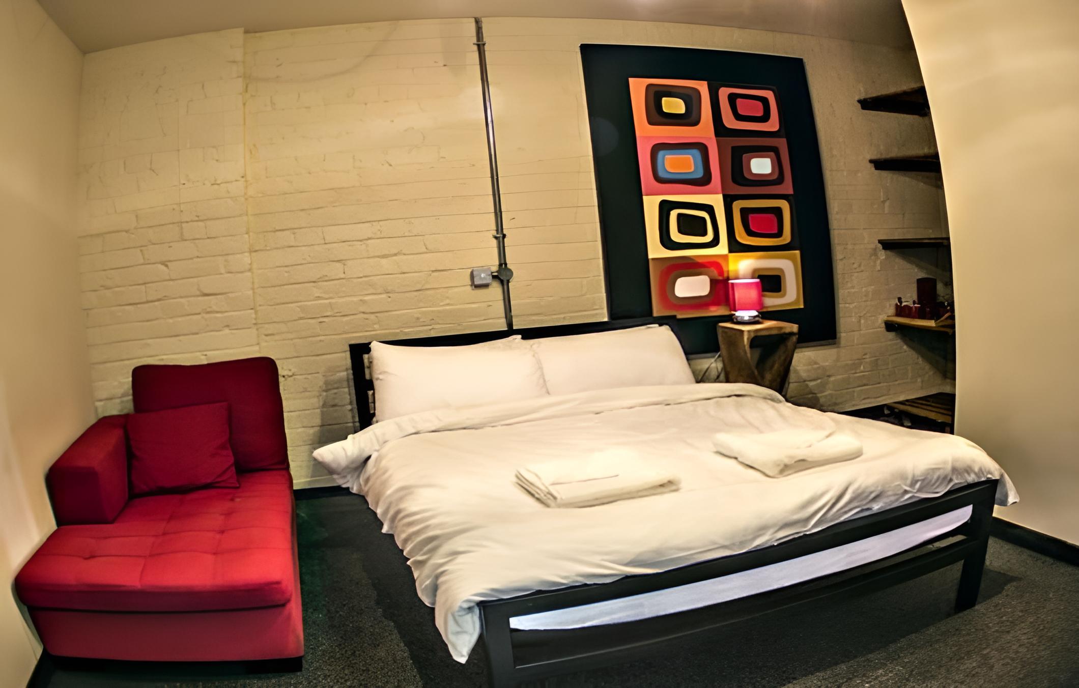 Victoria Warehouse Hotel