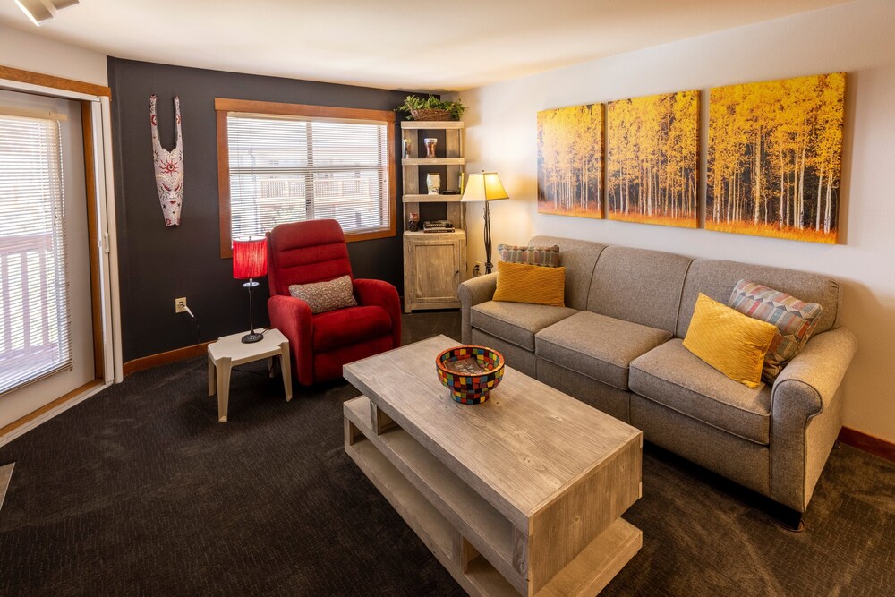 One Bedroom Condos at Powderhorn Lodge - Solitude UT