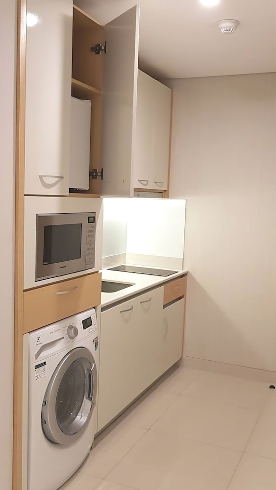 Premium Taman Anggrek Residences