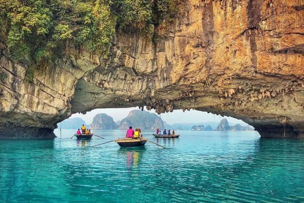 Verdure Lotus Classic Cruise on Lan Ha Bay