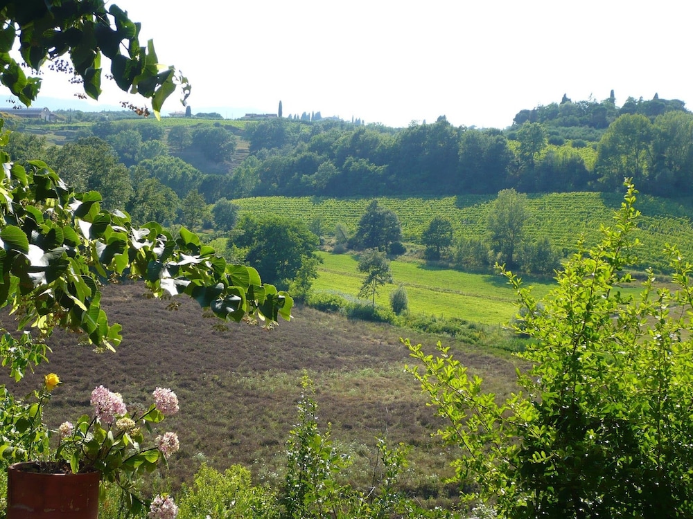 Panoramic Villa in Tuscany Rolling Hill, Well Connected, Everyday new Journey to view 4