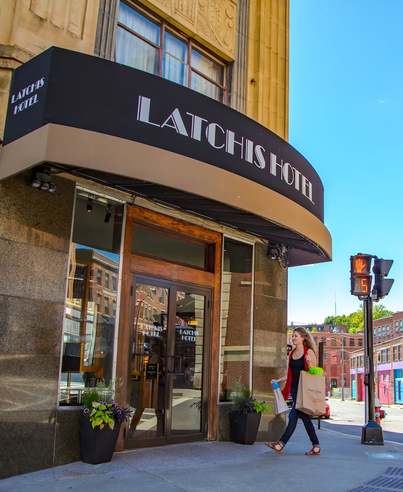 Brattleboro Vacations - Latchis Hotel - Property Image 28