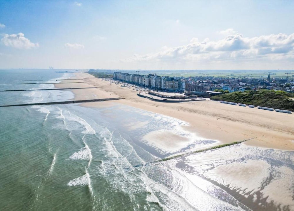 Apartment in Wenduine Near the Beach