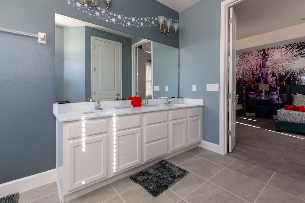 5BR Themed Family Villa Near Disney With Private Pool