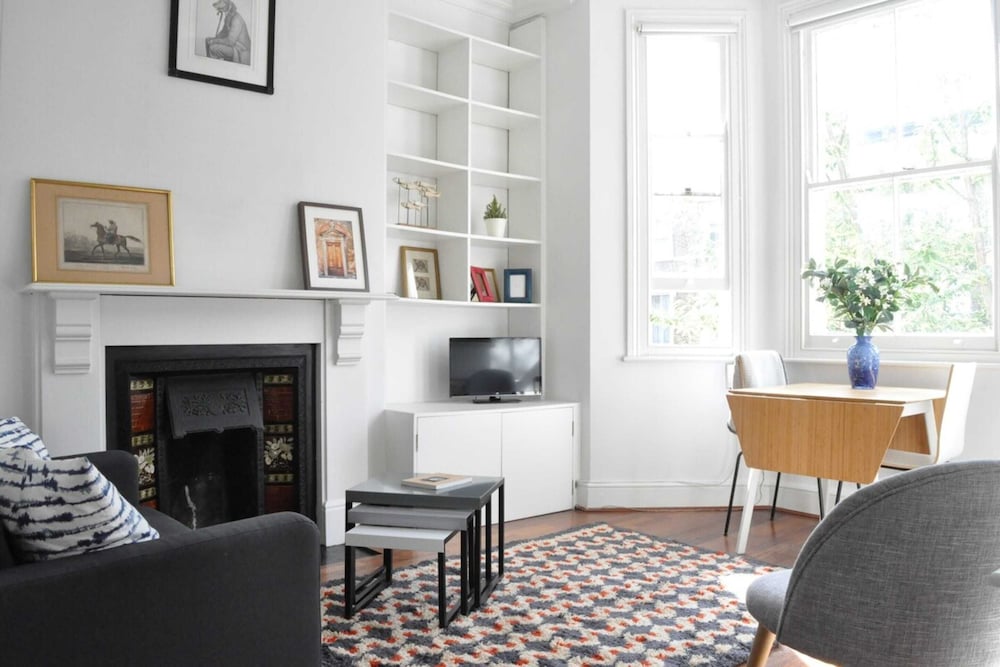 Bright 1 Bedroom Flat Perfect for City Getaway