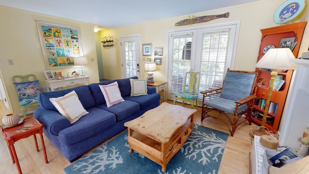 Under The Tybee Sun by Tybee Vacation Rentals