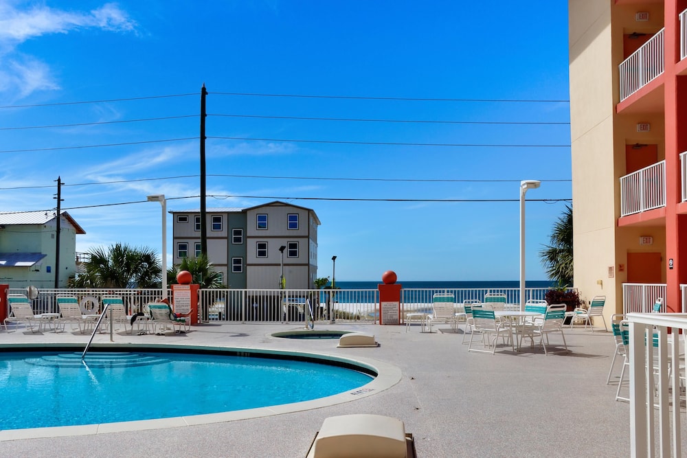 Paradise Shores 105