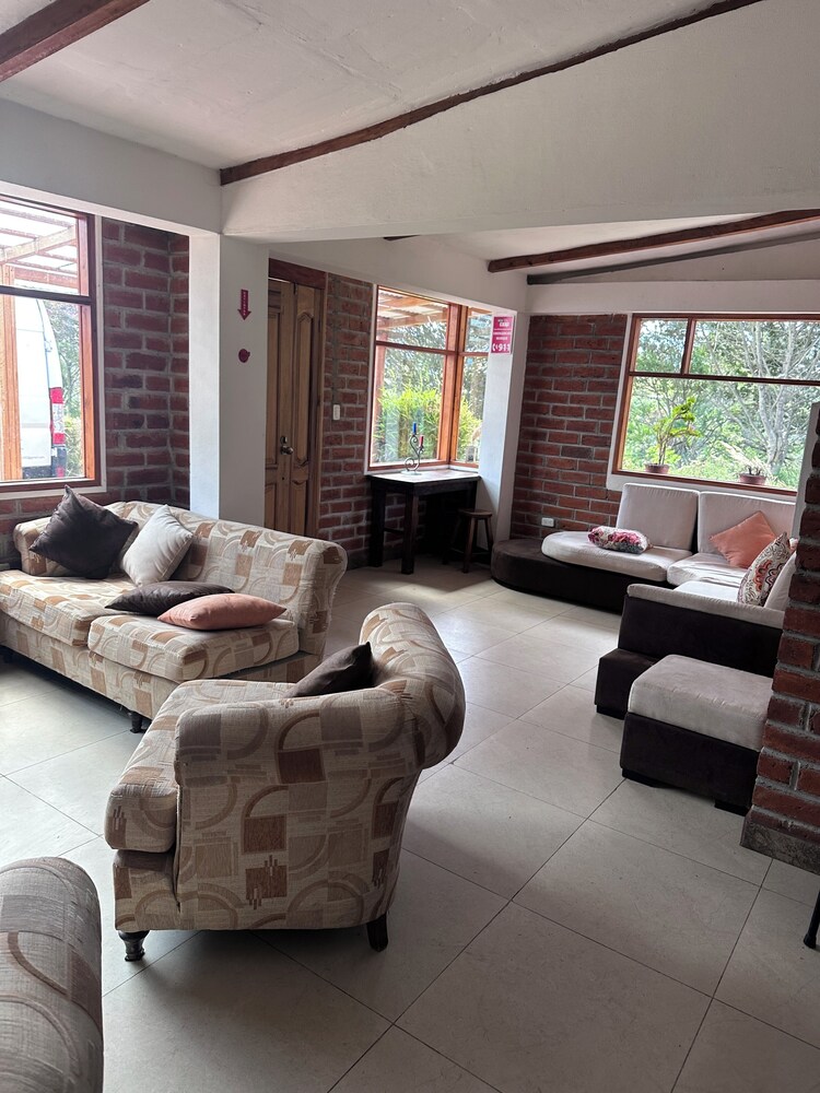 Hosteria y Camping WiM