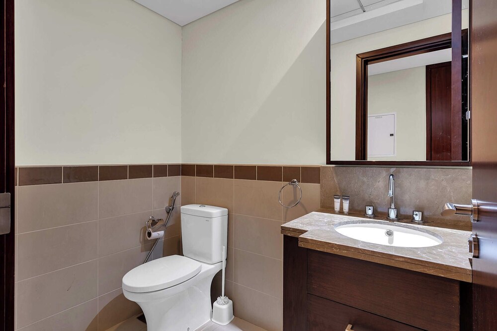 Bellavista - Elegant -2BR -Fountain View