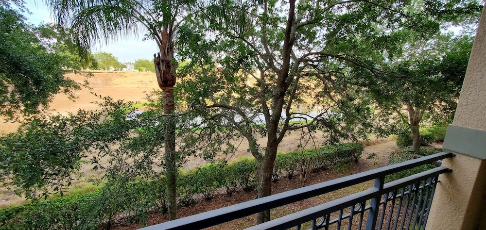 Bp122cp Mediterranean-style Condo 9 Miles To Disney World 3 Bedroom Condo