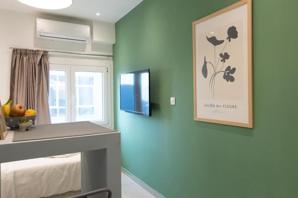 INsite Nilie Hospitality MGMT