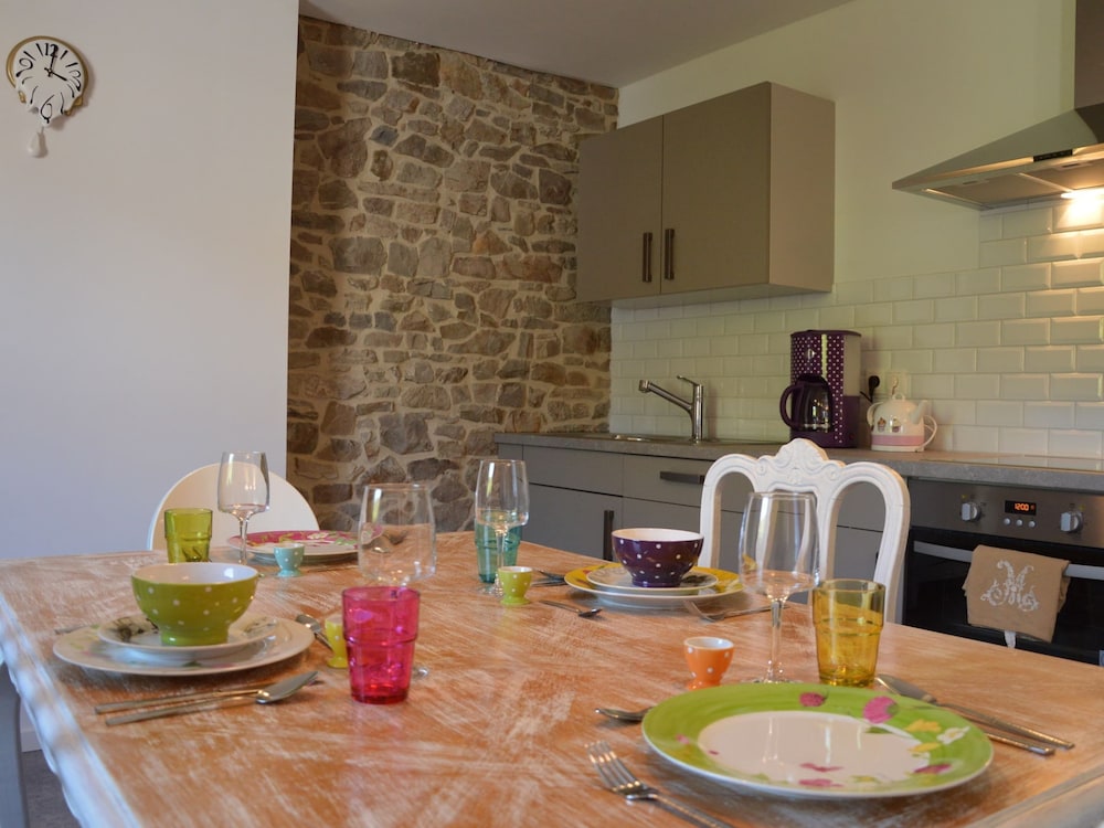 Holiday Home in Fays With Sauna & Hiking view 2