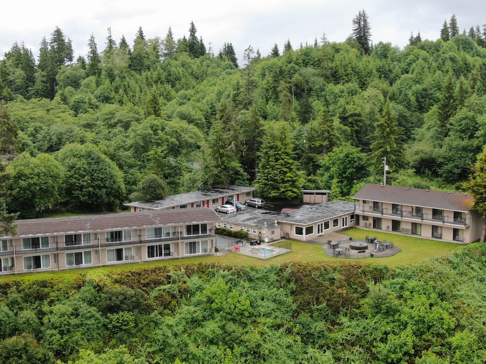 Astoria Crest Motel
