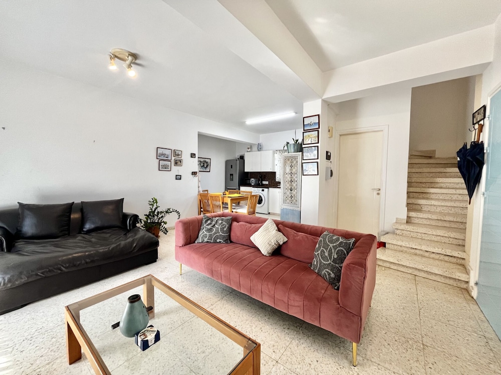 155 PRV - Stay Pervolia Maisonette