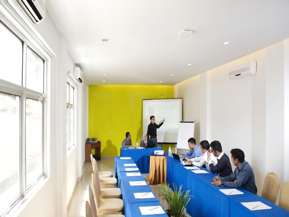 meeting & event spaces