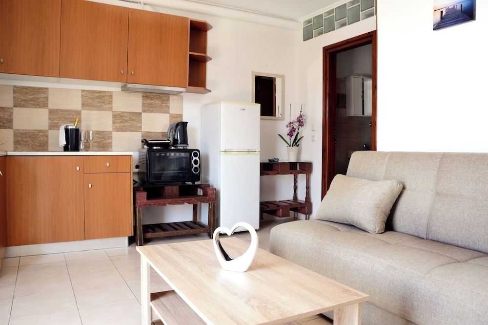 Sky-Line Apartments