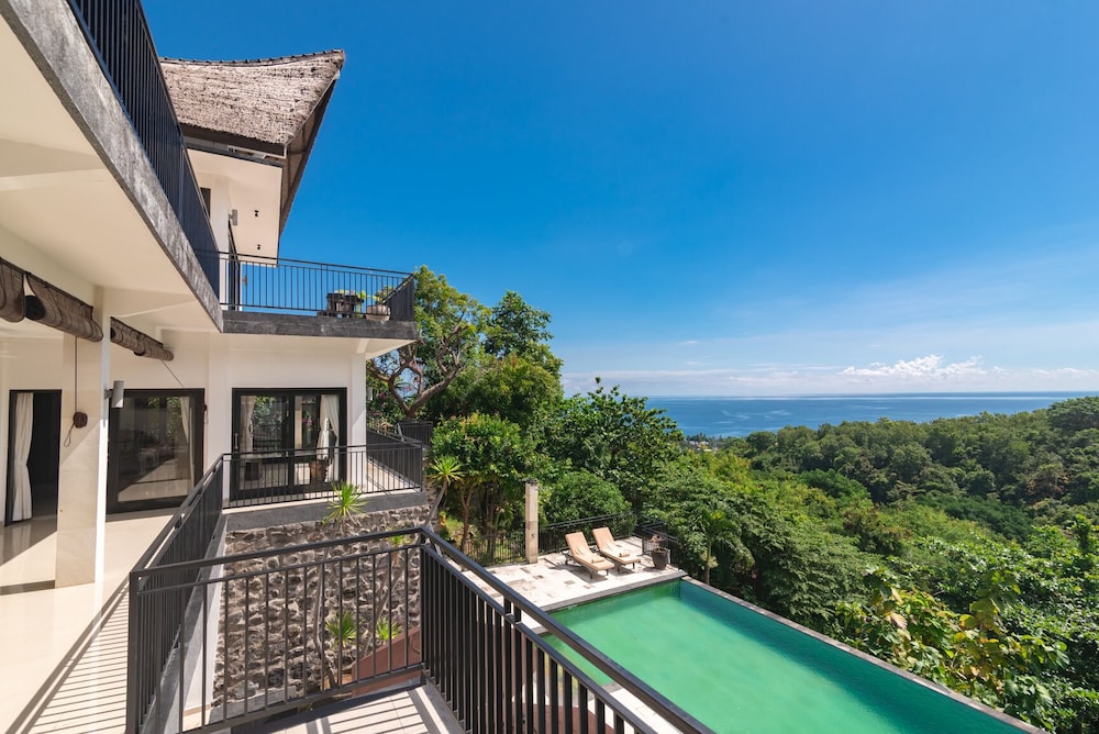 Villa Jempiring view 4