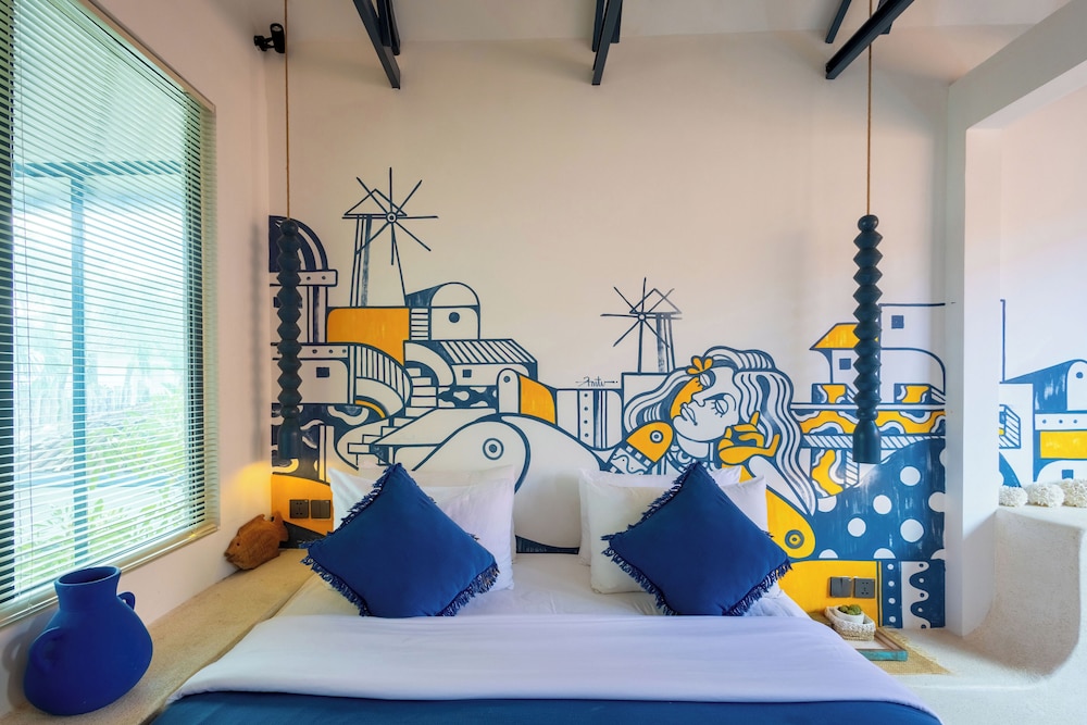 Studio Santorini - 1 BR Loft in Canggu