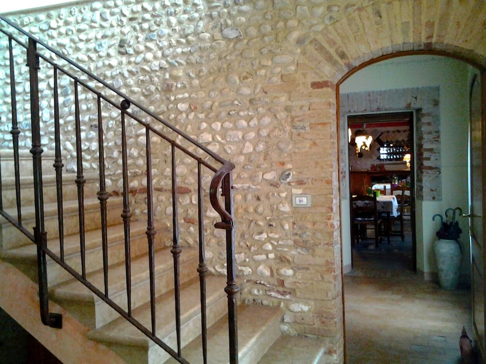 Photo 38