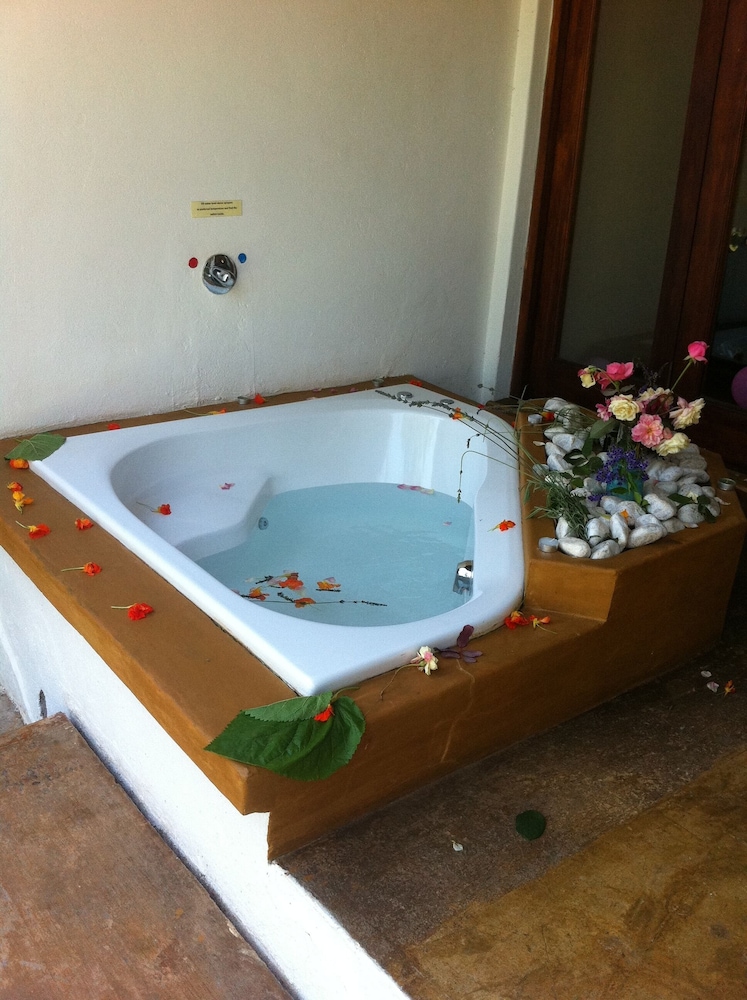 Photo 32