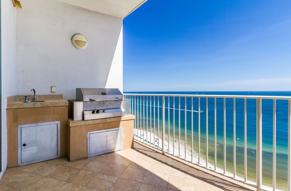 Turquoise Place Condos