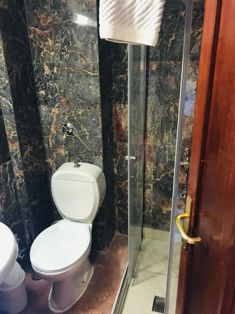 La Boutique Ipek - Image 8