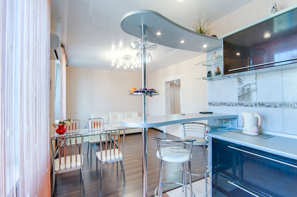 Aura Apartments