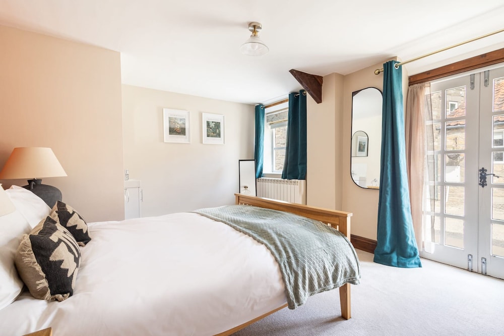 Host Stay Moorland Cottage photo 4