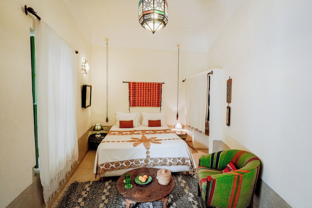 Riad dar ayur