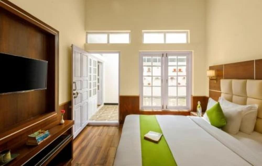 Rosewood by Nature resorts & stays