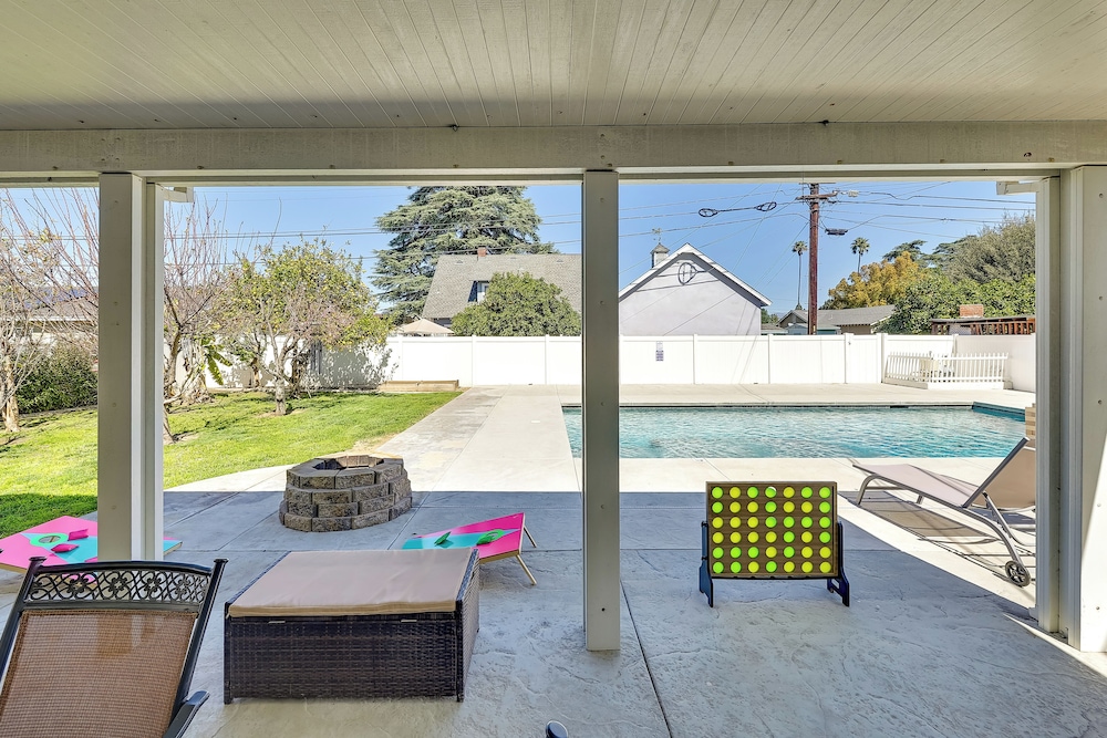 4 Mi to Dtwn: Riverside Gem w/ Pool & Game Room