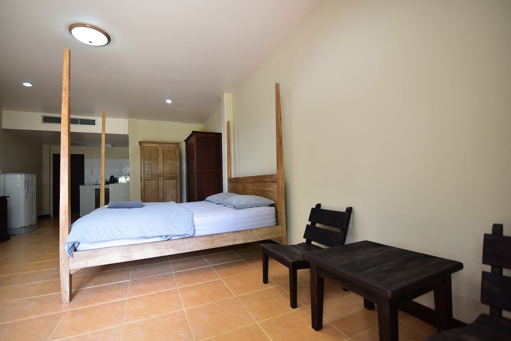 Baan Chai Lay Apartment