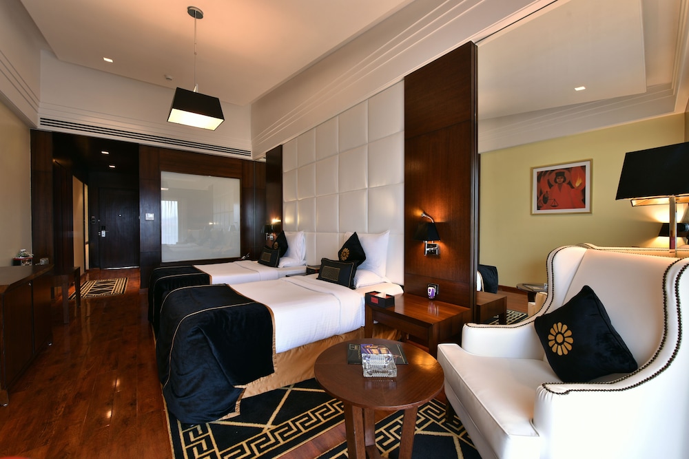 Della Resorts