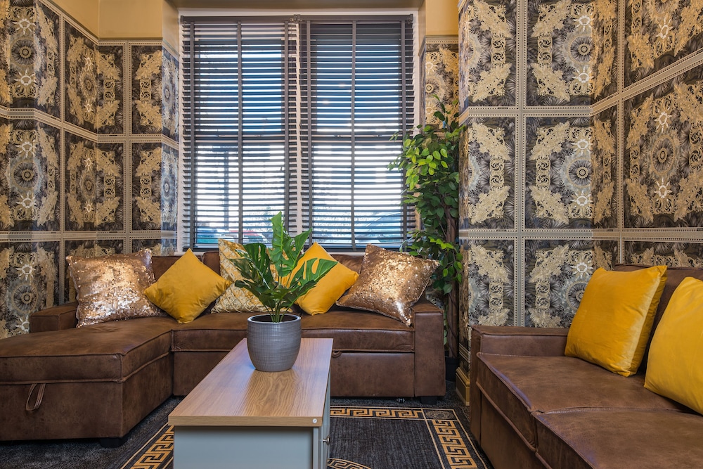 Charming 1-bed House in London