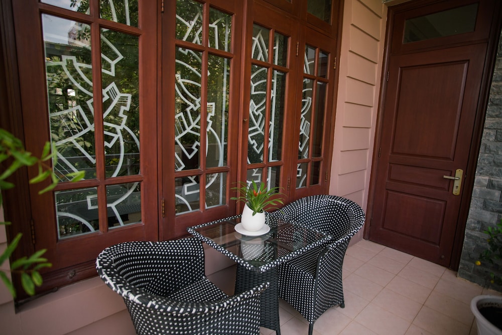 MH Villa